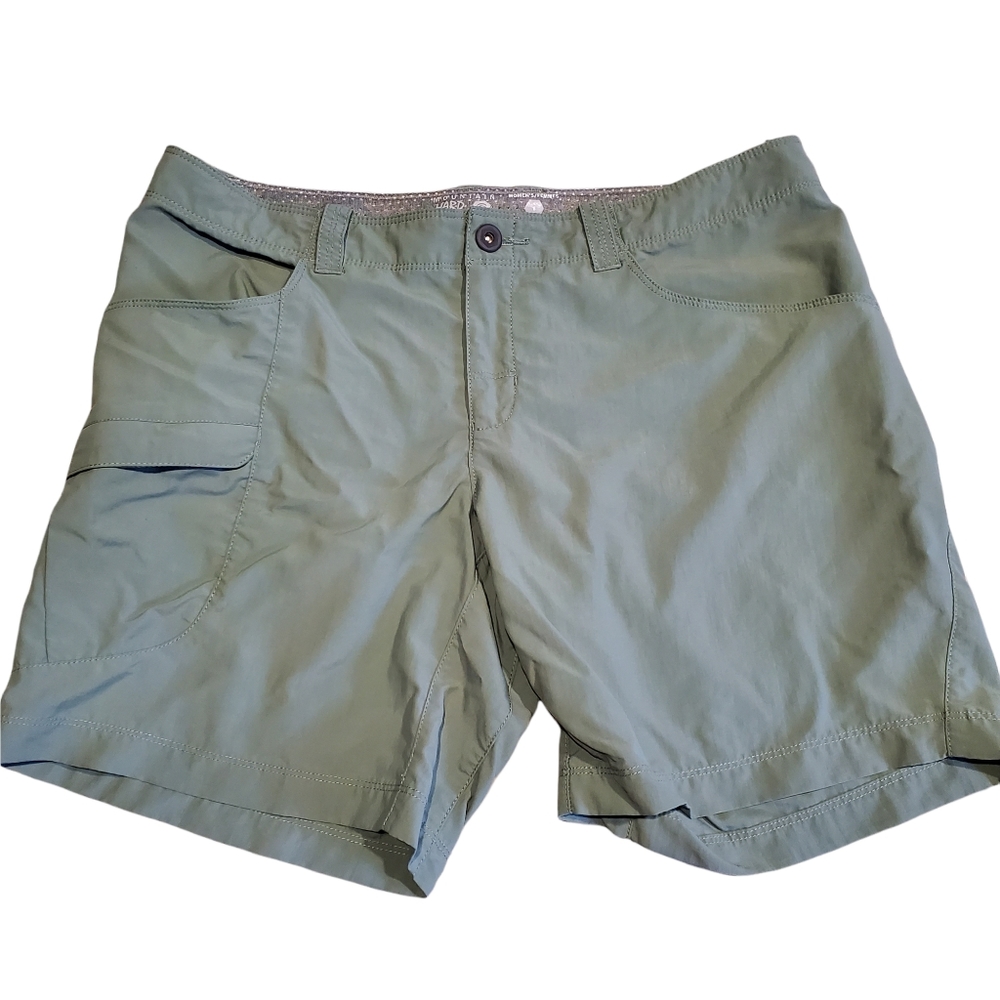 Mountian Hardwear Cargo Shorts Army Green Outdoor Hiking Womens size 6